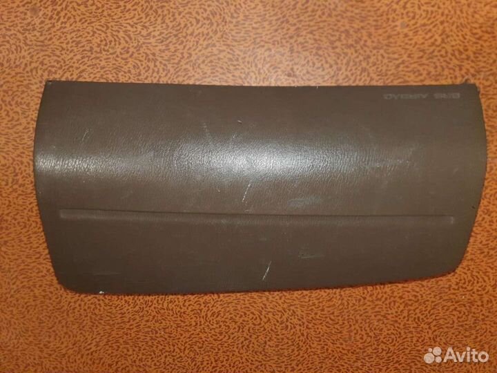 Подушка безопасности в торпедо Nissan Cefiro A32