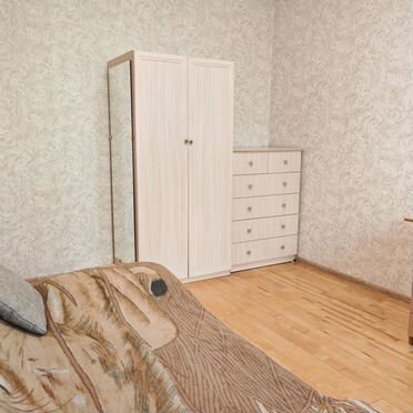 Комната в 2-к., 2/25 эт.