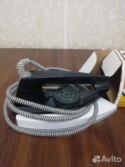 Утюг новый