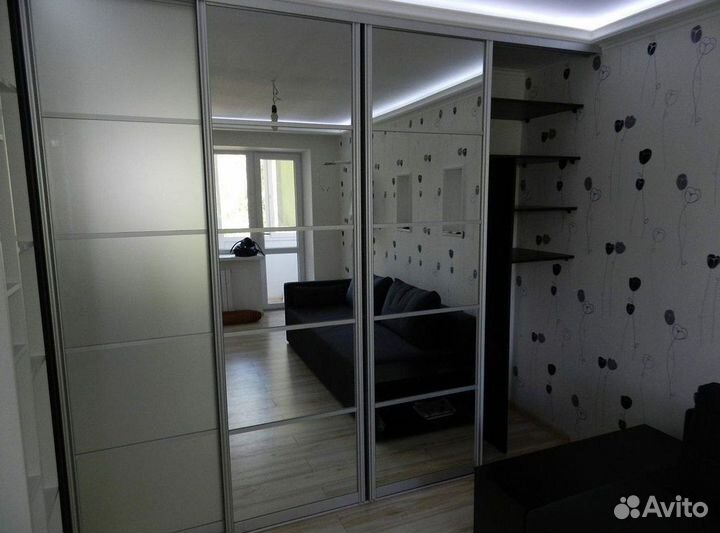 Стенка в гостиную