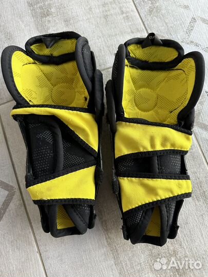 Щитки хоккейные bauer