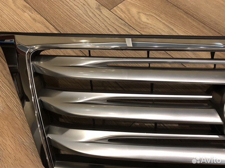 Решетка радиатора Lexus GX460