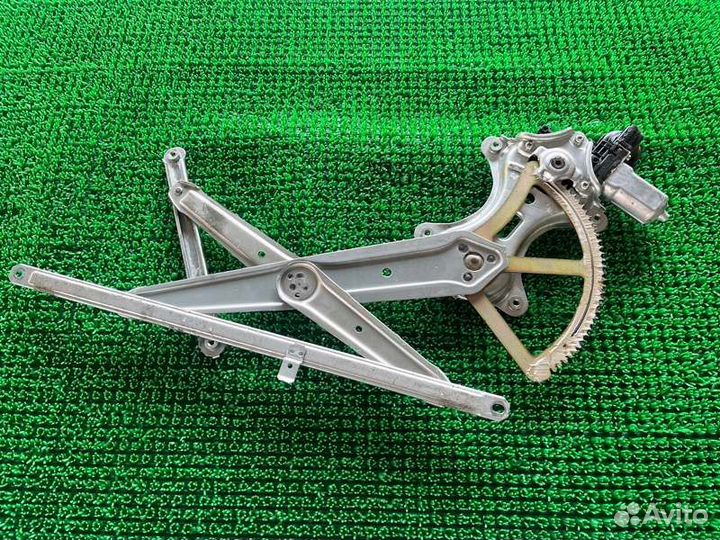 Стеклоподъемник лев. перед. Toyota Hilux Surf