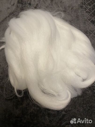 Канекалон белый