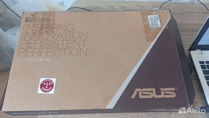 Ноутбук asus