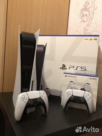 Sony Playstation 5 Много игр