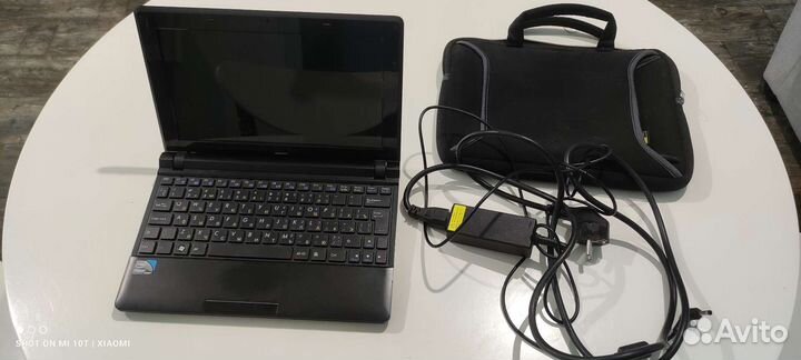 Нетбук DNS İntel atom