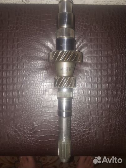 Первичный вал на Т5 дв.2.0л 140л саас. МКПП 6