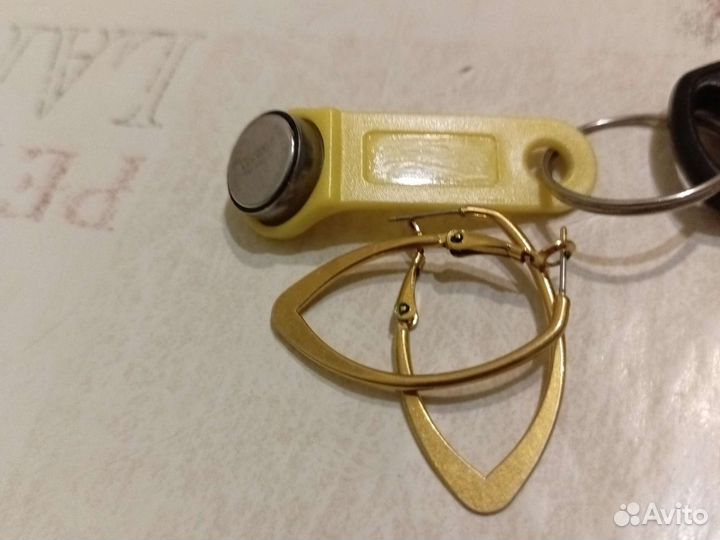 Серьги под золото