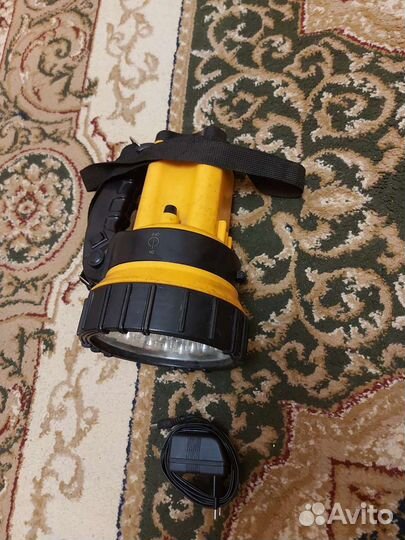 Фонарик светодиодный аккумуляторный