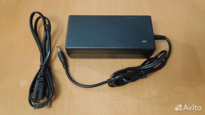 Зарядное устройство для Э/велосипеда