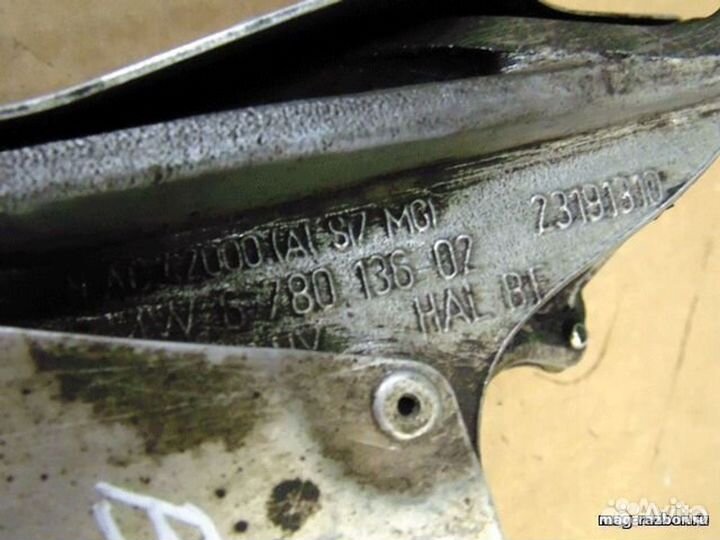 Кронштейн двс BMW X6 E71 3.0L правый