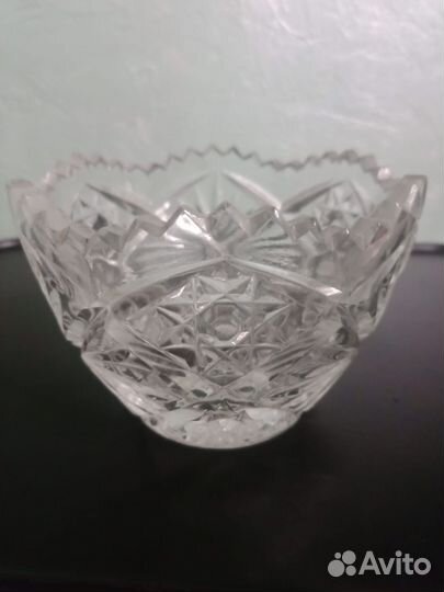 Хрустальная ваза