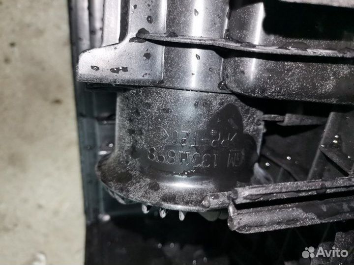 Корпус воздушного фильтра Chevrolet Cruze 2012