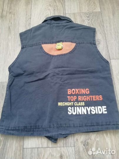 Джинсовая жилетка на мальчика