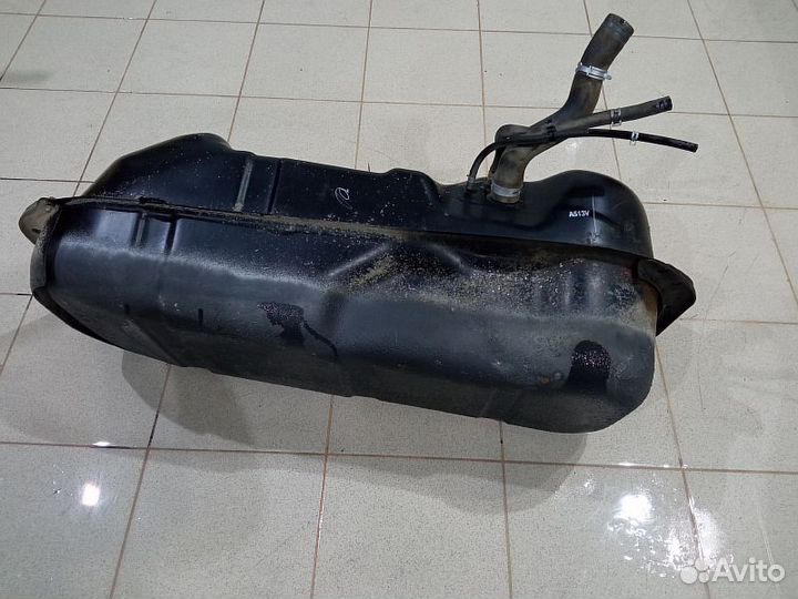 Топливный бак Mitsubishi L200