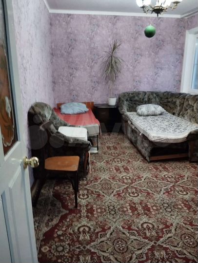 Комната 23 м² в 4-к., 1/1 эт.