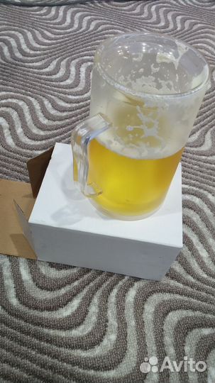 Кружка с эффектом налитого пива