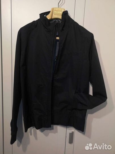 Куртка ветровка мужская hugo boss новая