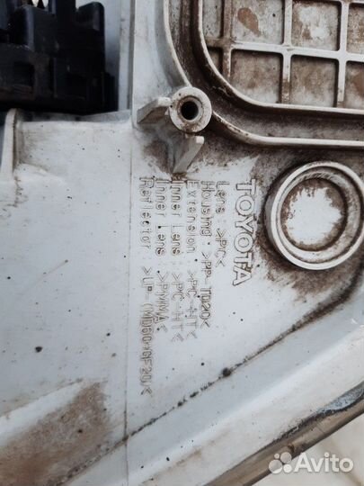 Фары на toyota camry v40 галоген