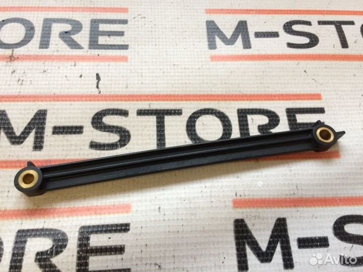 Направляющая ремня безопасности задняя