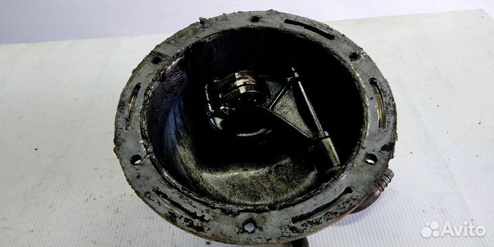 Насос вакуумный mersedesbenz W123 76-85г