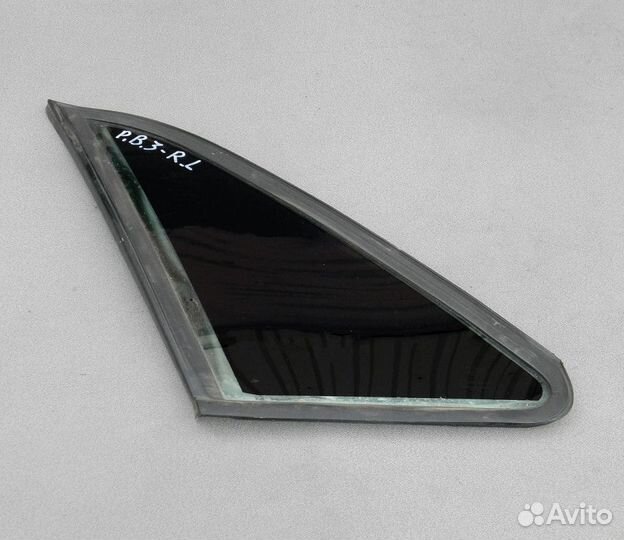 Стекло кузова левое неподвижное VW Passat B3