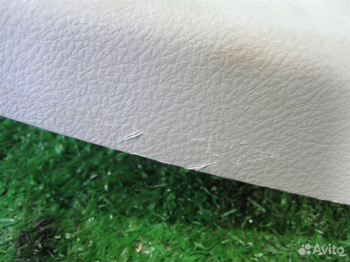 Обшивка правой стойки Toyota Yaris P13 2015