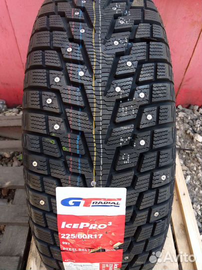 GT Radial Champiro IcePro 3 225/60 R17