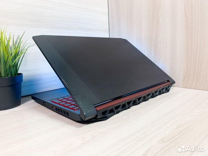 Игровой ноутбук Acer Nitro 5 Ryzen 5/GTX1650/16Gb