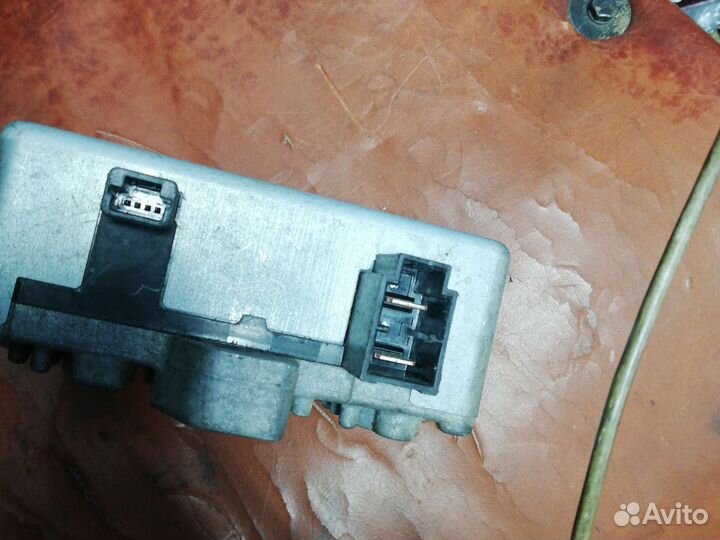 Блок управления электроусилителем Митсубиси ACX