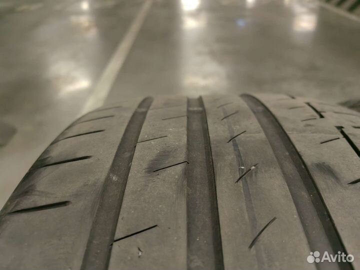 Continental PremiumContact 6 235/50 R19 91V