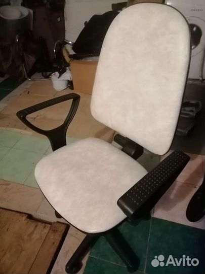 Компьютерное кресло