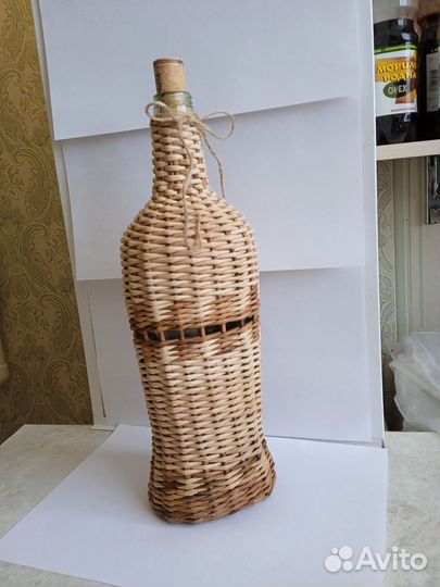 Шкатулки, сундучки, сумочки и другие изделия