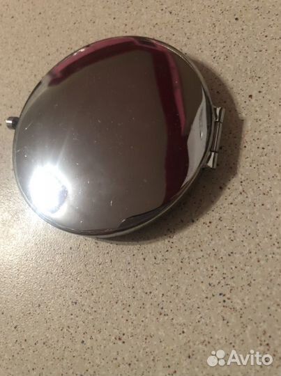Зеркало карманное