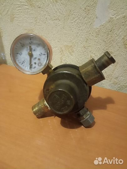 Редуктор для газового баллона для производства