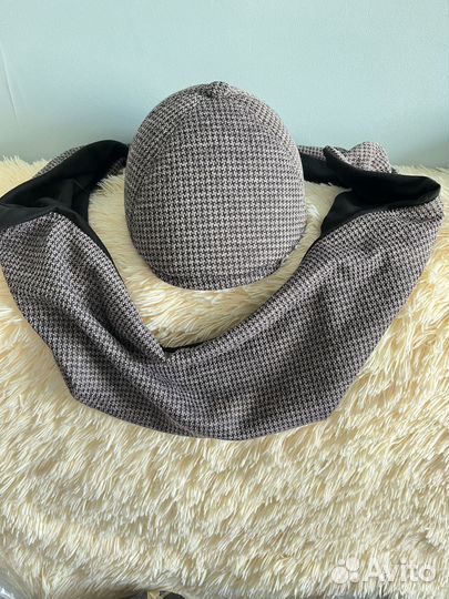 Женская шапка