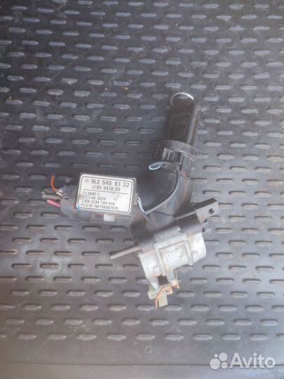 Замок зажигания Mercedes-Benz M-Class W163