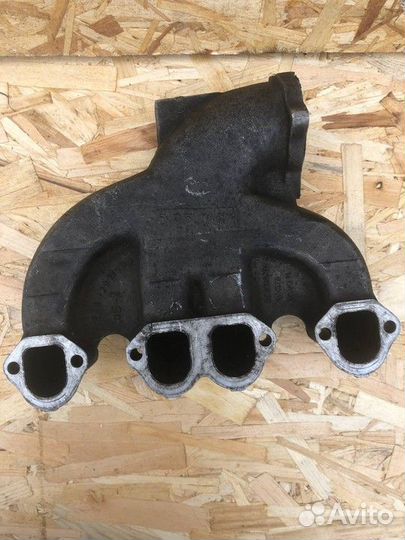 Коллектор впускной Volkswagen Transporter