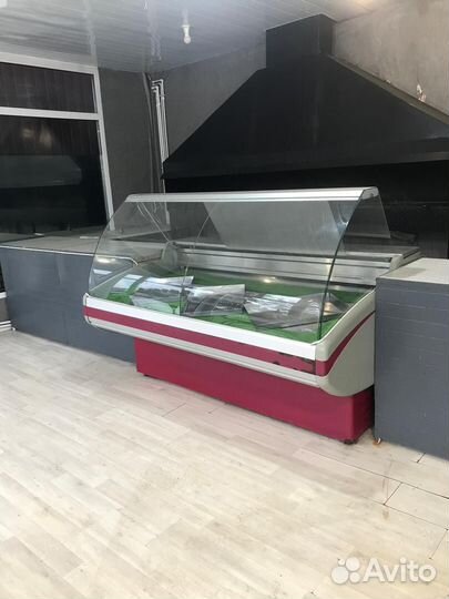 Холодильная витрина