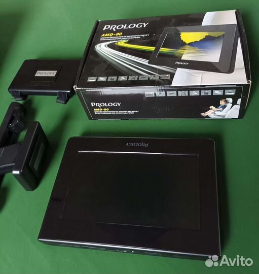 Цветной переносной монитор для автомобилей