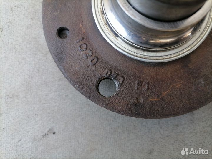 Ступица передняя для Renault Scenic 1996-1999