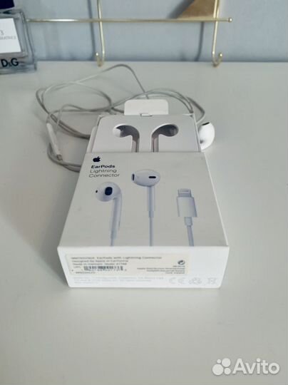 Наушники Apple EarPods (lightning)