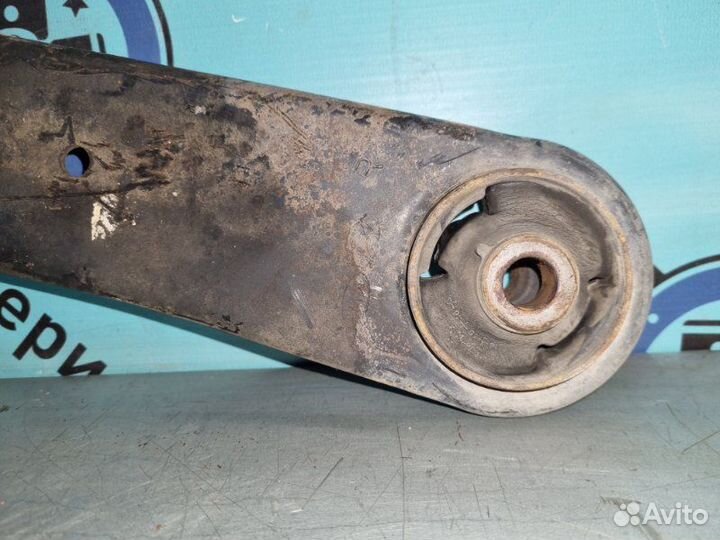 Рычаг передний нижний правый Kia Rio