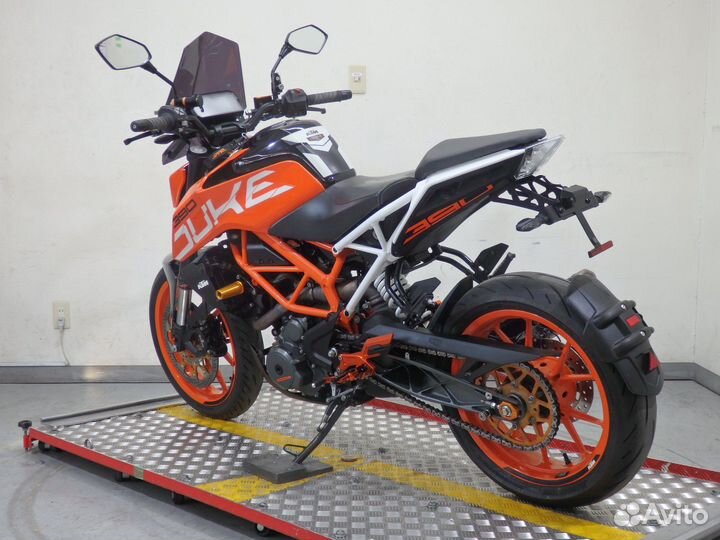 KTM 390 Duke