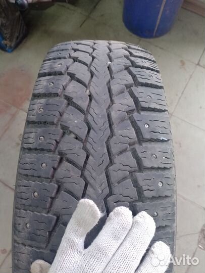 Kumho 722 225/70 R15C