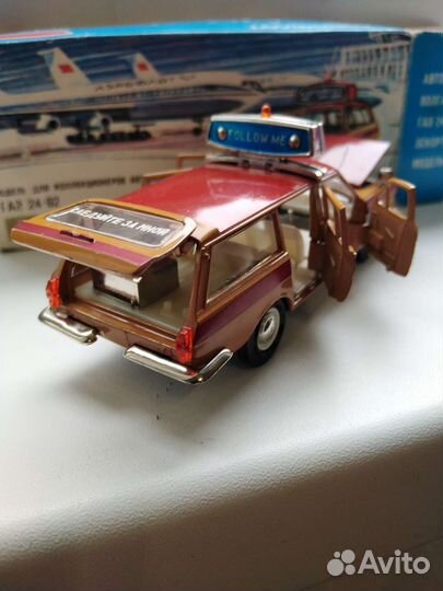 Модель СССР 1:43 Волга газ-24