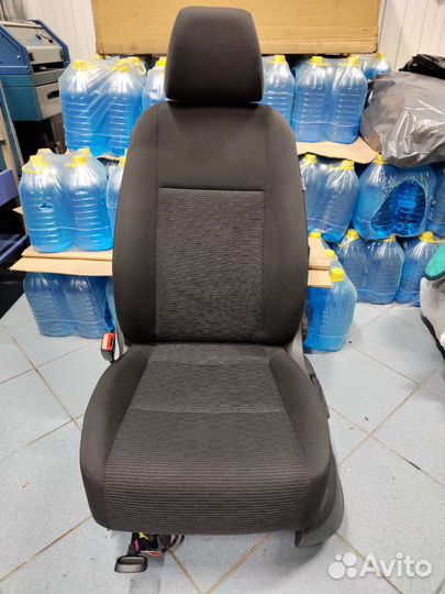 Сиденья volkswagen tiguan 2007-2016