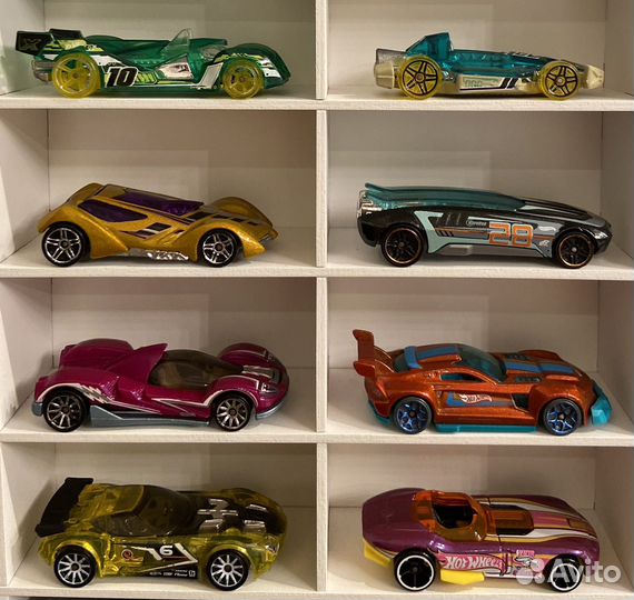 Hot wheels машинки