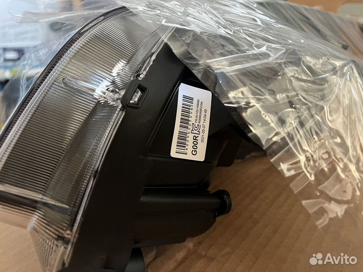 Фара kia Rio 4 правая рефлекторная с габаритом